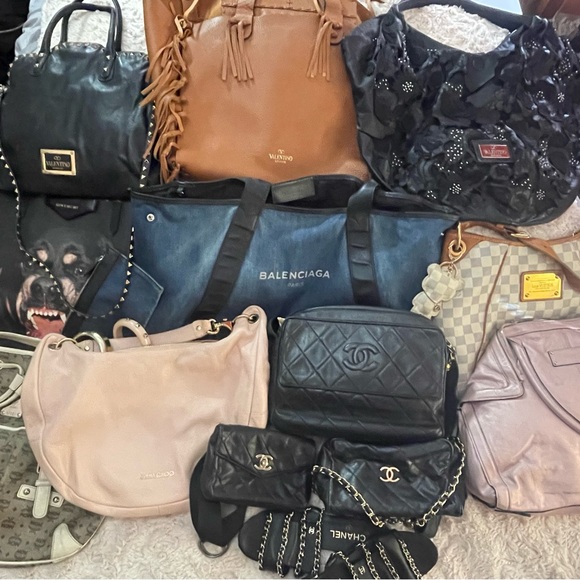 LouisVuitton,Chanel,Valentino Garivani,Balenciaga,Givanchy,MCM,JimmyChoo,etc.LOT - Picture 3 of 3